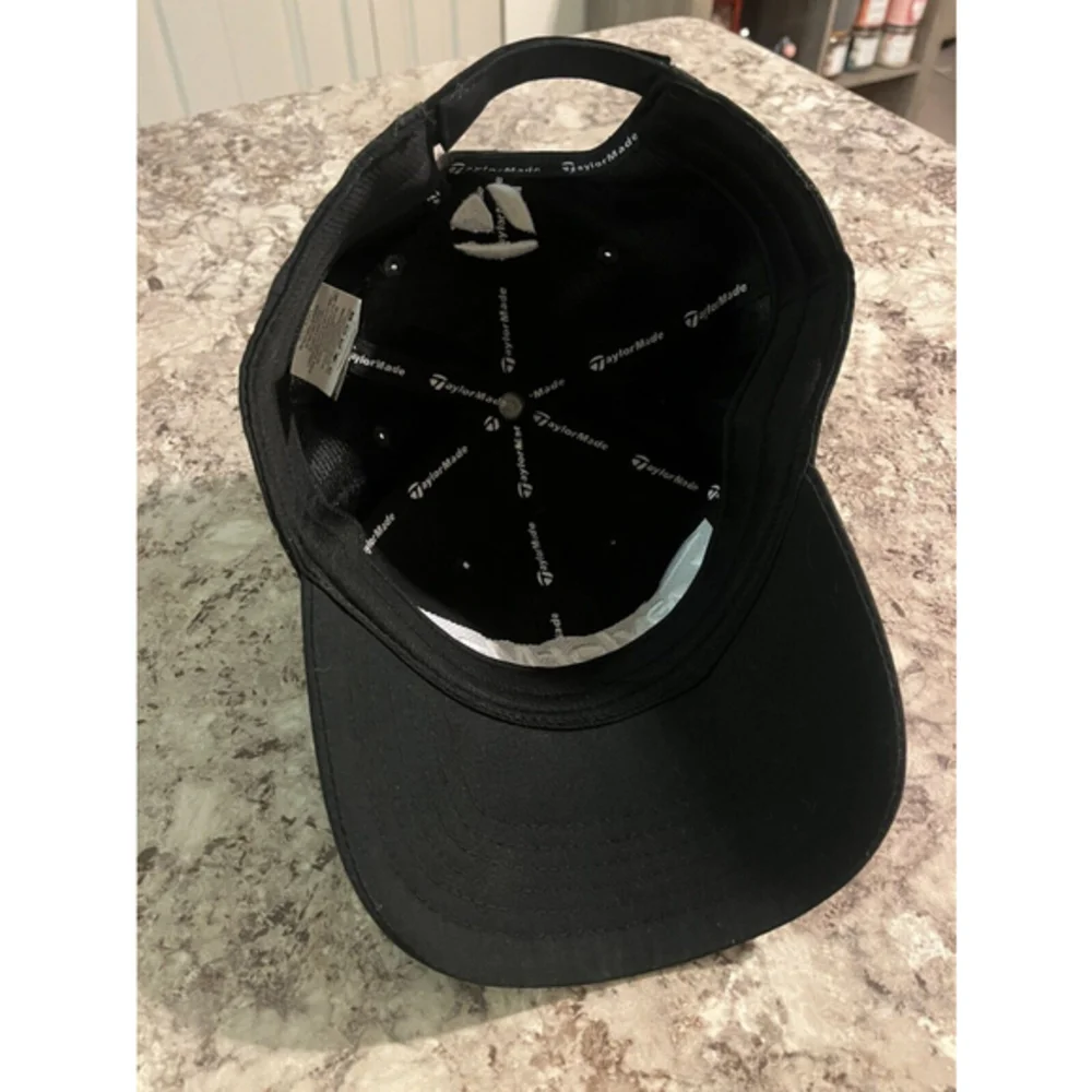 Taylormade TP5 Stealth Hat Adult Black Strapback Cap Adjustable‎ Golf GREAT!